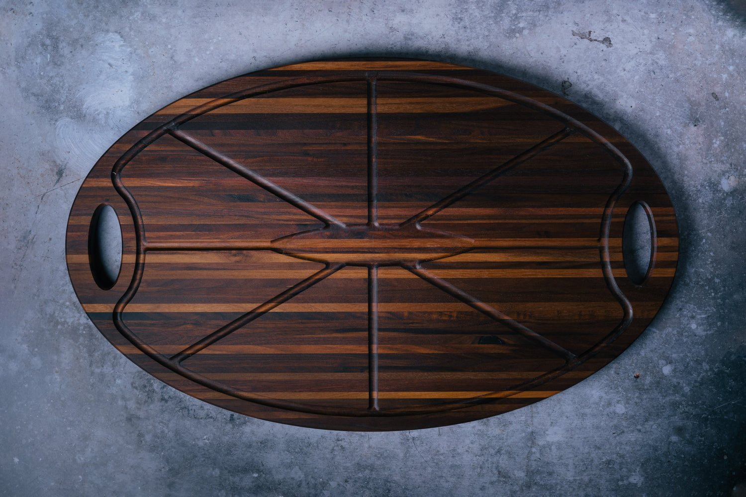 The Oval Carver - Walnut